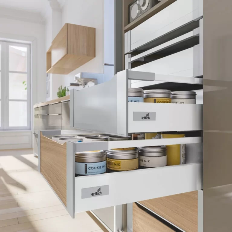 sertare-laterale-metalice-hettich-mobilier-premium-innotechatira-bucatarie-echipata