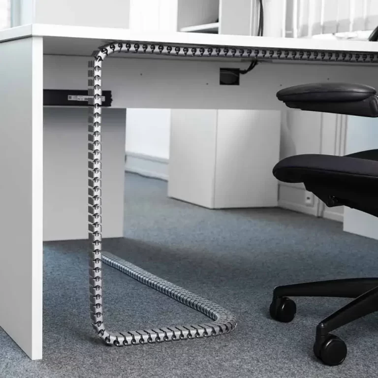 cabluri ascunse birou