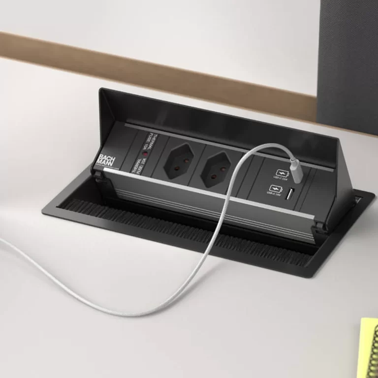 priza eleganta usb bachmann