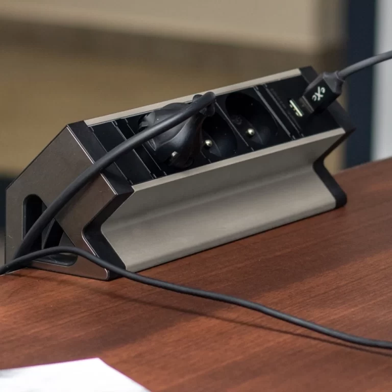 priza incorporabila blat birou