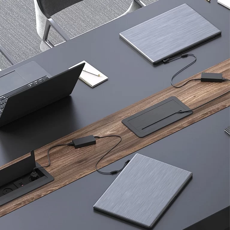 priza neagra incorporabila