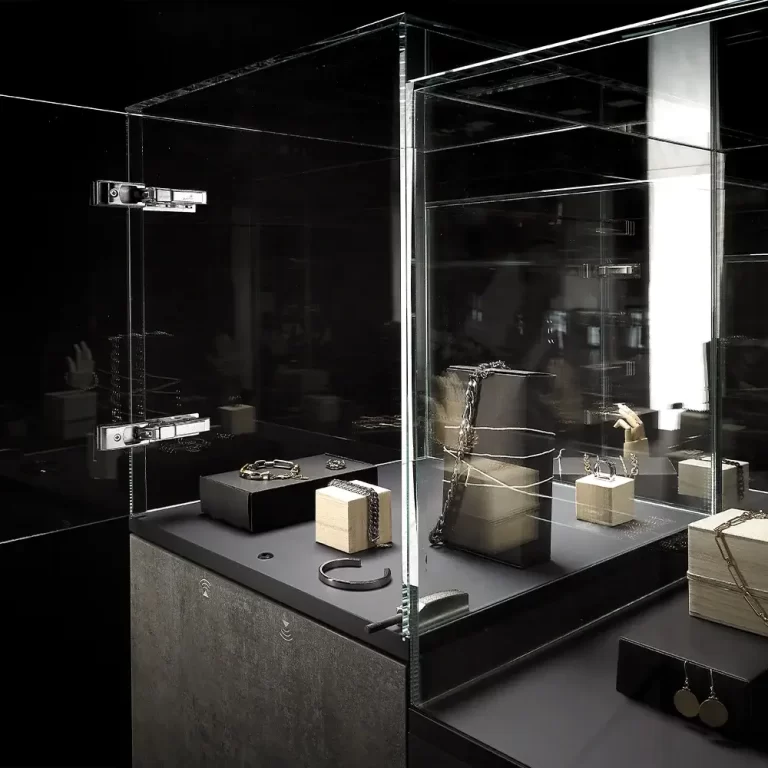 structuri aluminiu pentru expunere