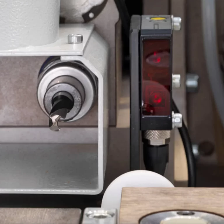 echipament productie mobilier