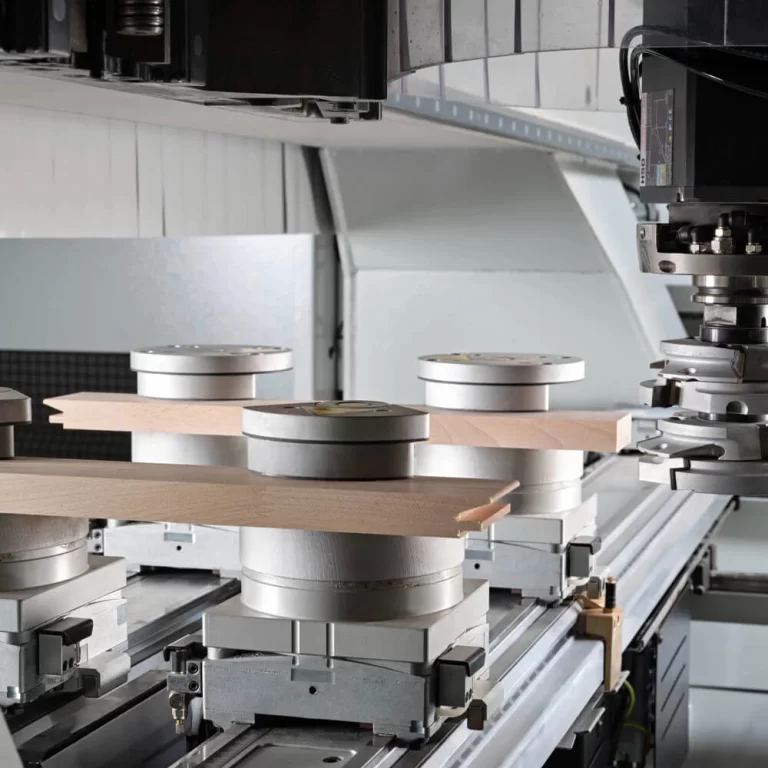 masini prelucrare lemn mobila