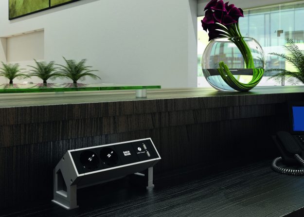 Bachmann_DESK2_Lobby_002